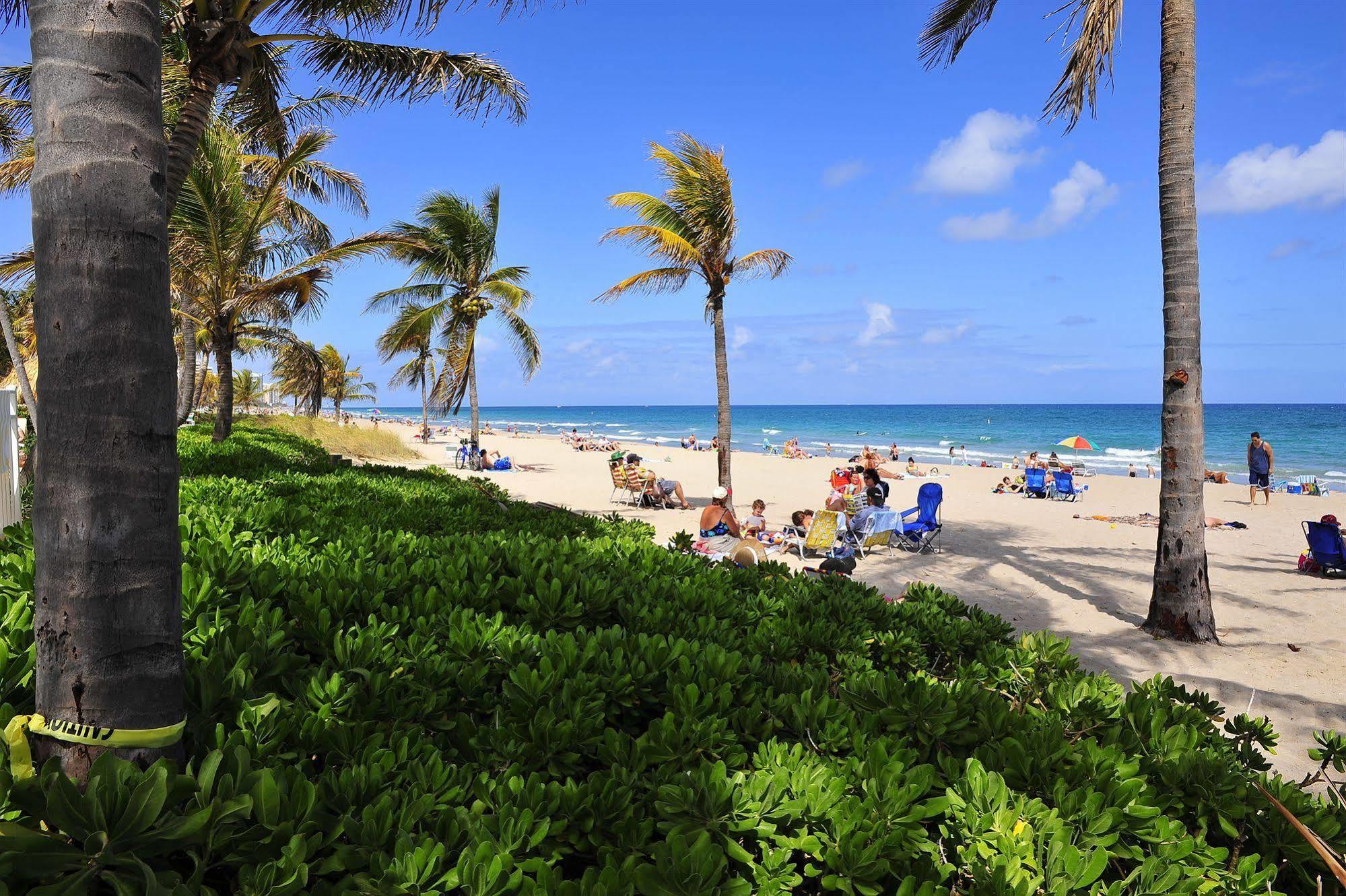 Hotel Blue Seas Courtyard Lauderdale-by-the-Sea Exterior foto