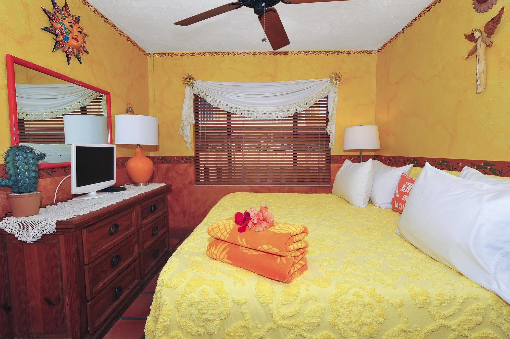 Hotel Blue Seas Courtyard Lauderdale-by-the-Sea Exterior foto